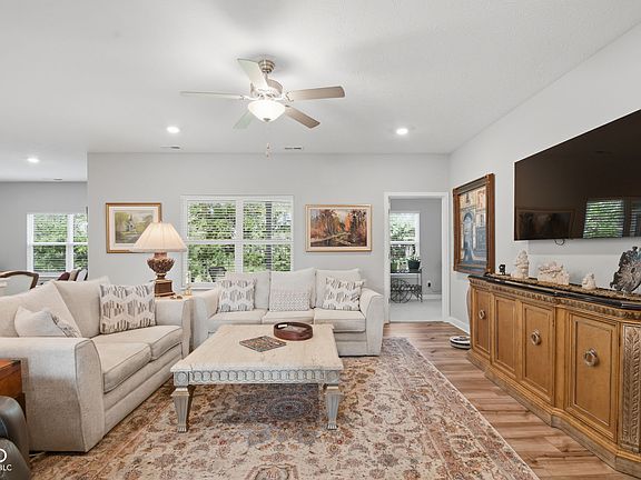 5th image of 8244 Hulton Rd
