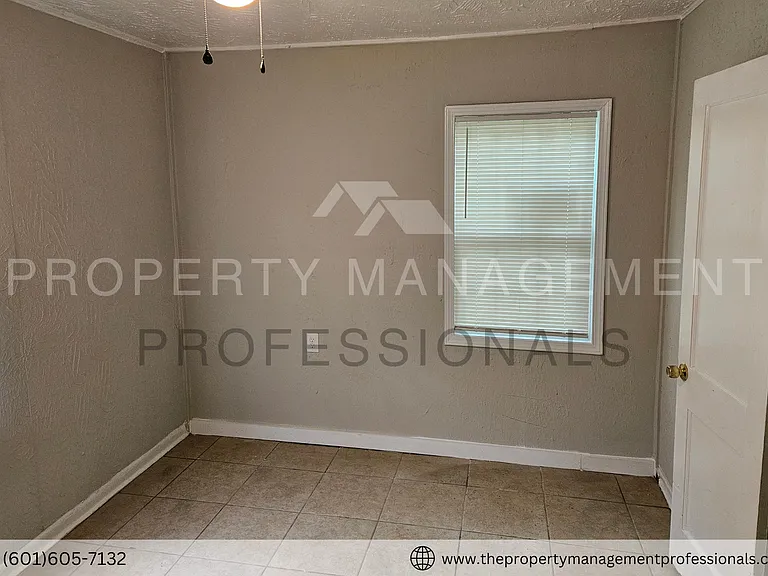 140 Neatherwood Dr — Photo 13