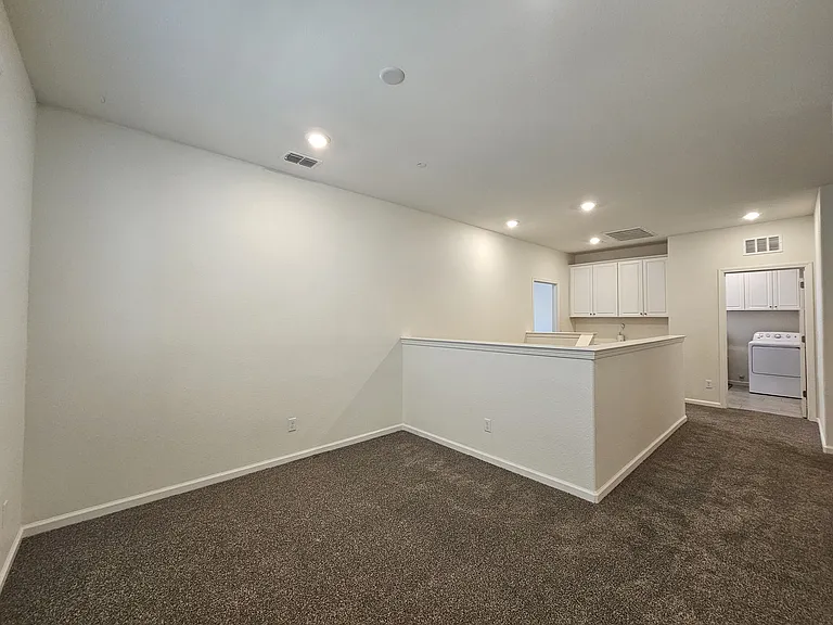 8013 Avanti Dr — Photo 19