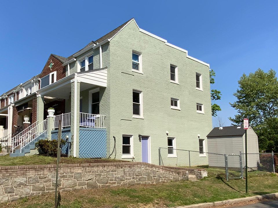 1st image of 1772 E St NE