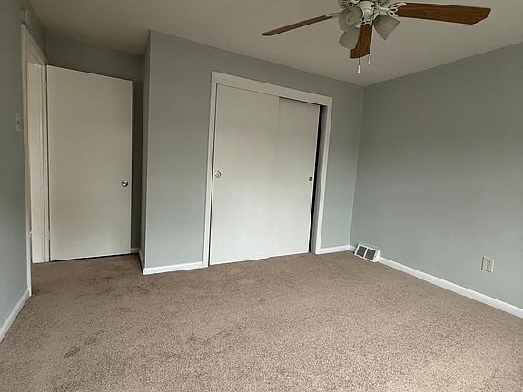3rd image of 2141 Forrester Ave