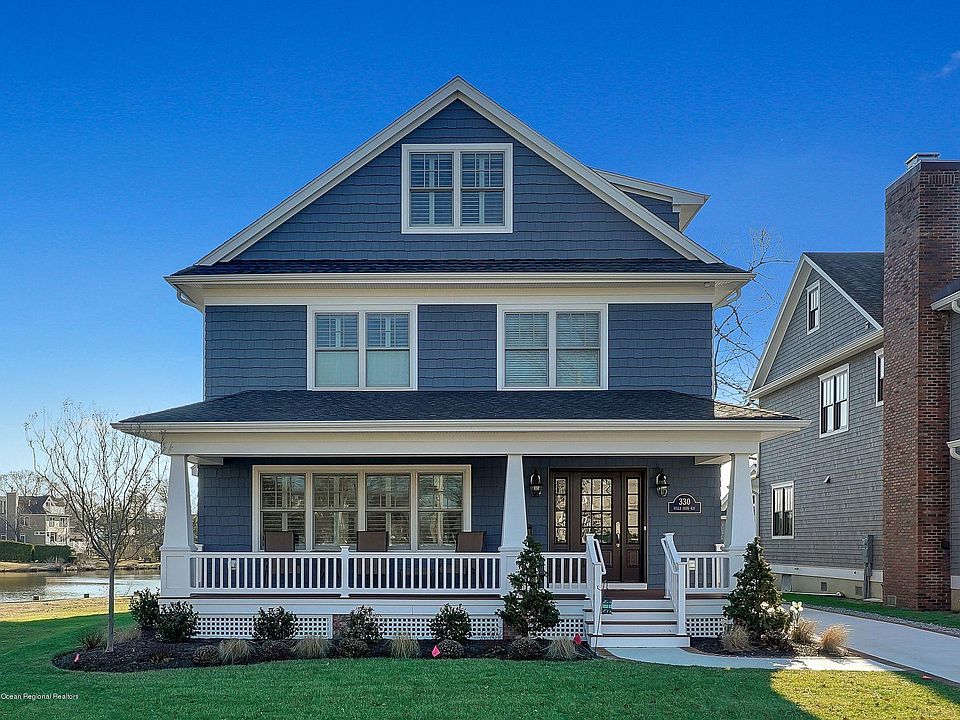 1st image of 330 Villa Park Way