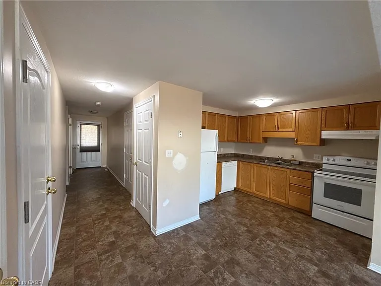 11 Hackberry St #1 — Photo 5