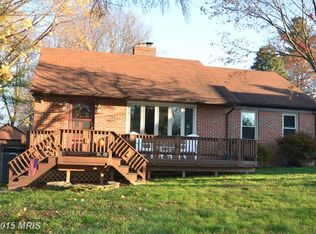 1009 Circle Dr, Sykesville, MD 21784