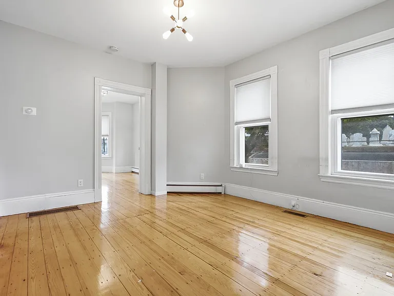97 Horace St #1 — Photo 9