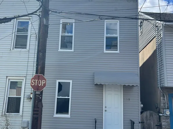 125 Carbon St, Minersville, PA 17954