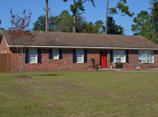 1009 Dickens Dr, Wilmington, NC 28405