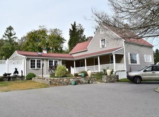 127 Great Neck Rd, Waterford, CT 06385