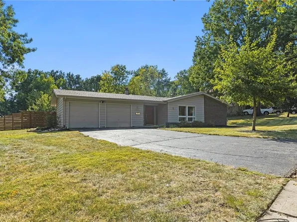 5801 W 88th St, Overland Park, KS 66207