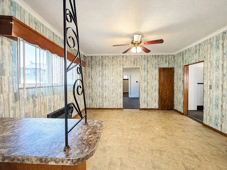 810 Wisner St — Photo 14