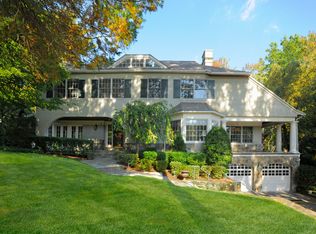 5 Halls Ln, Rye, NY 10580