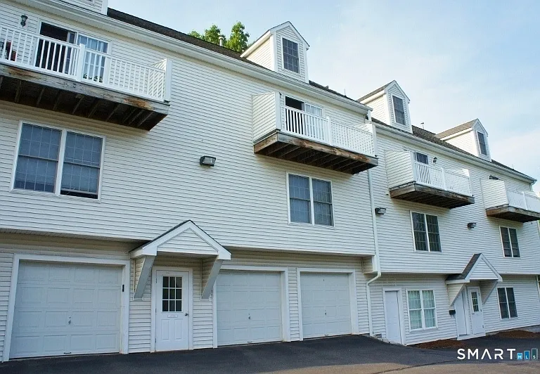 22 Ferris Ave #8 — Photo 14