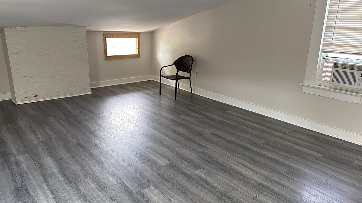 4# bedroom (as is now) - 261 Emming St #1