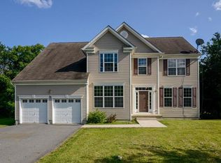 20 Galloway Ln, Walden, NY 12586