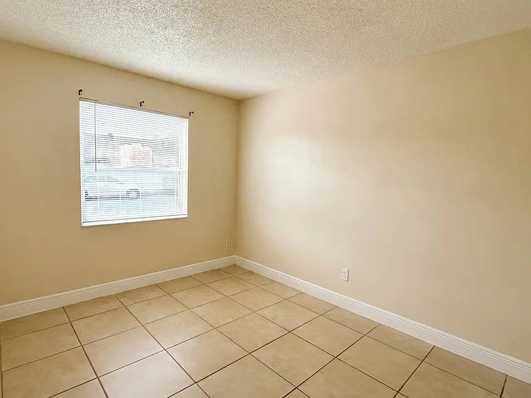 2013 Mary St #TOWNHOUSE — Photo 13