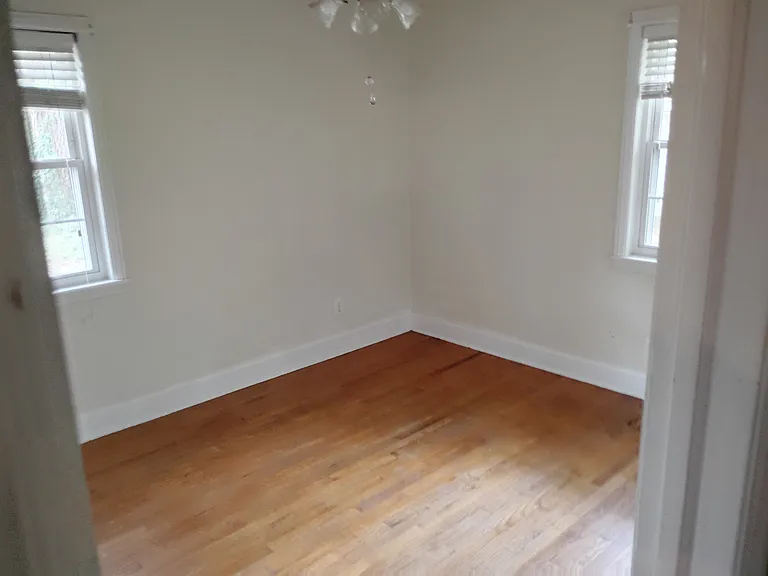 5416 Waters Dr — Photo 3