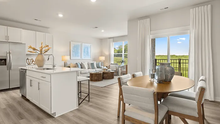 3 bed, 2.5 bath, 1673 sqft, $2,100 — Photo 3