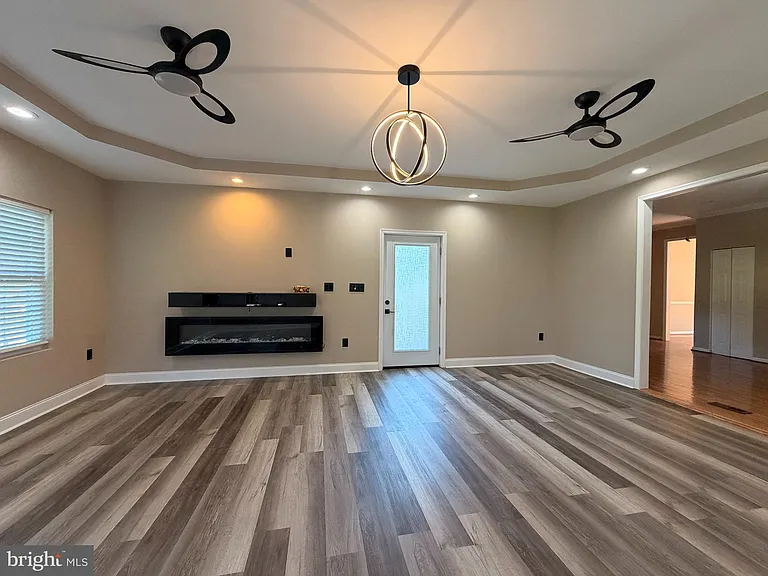 10214 Moss Tower Pl — Photo 4