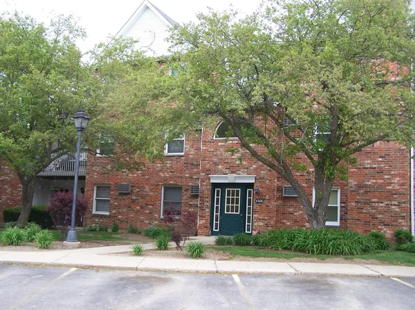 (undisclosed Address), McHenry, IL 60050