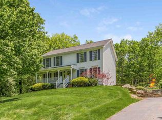 4 Chancellor Dr, Derry, NH 03038