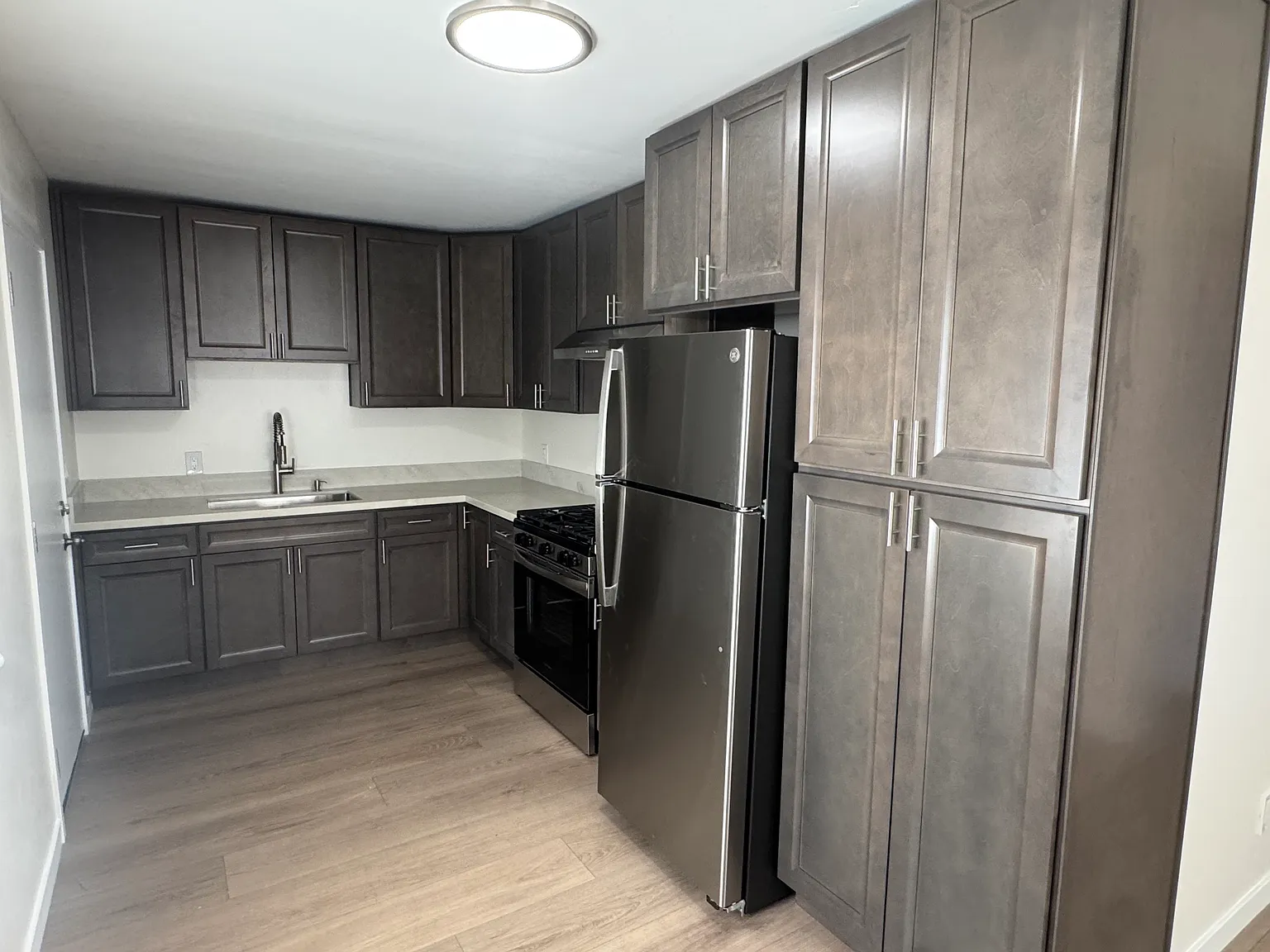 1 bed, 620 sqft, $1,950 — Photo 3