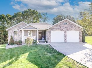 415 Spring Ave, Holts Summit, MO 65043