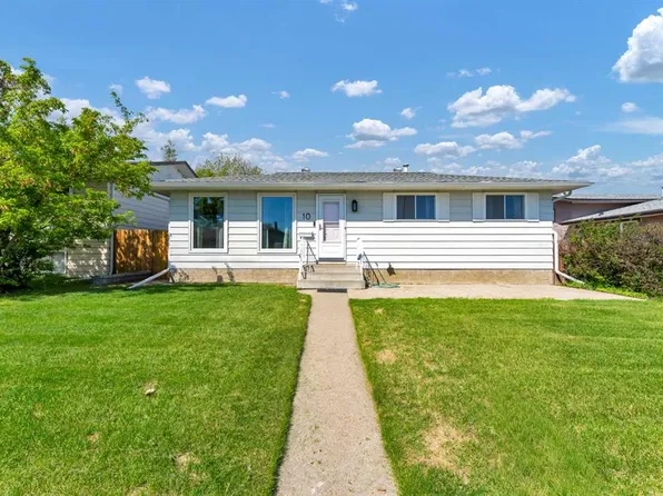 10 E Hayward Ct NE, Medicine Hat, AB T1C 1E2