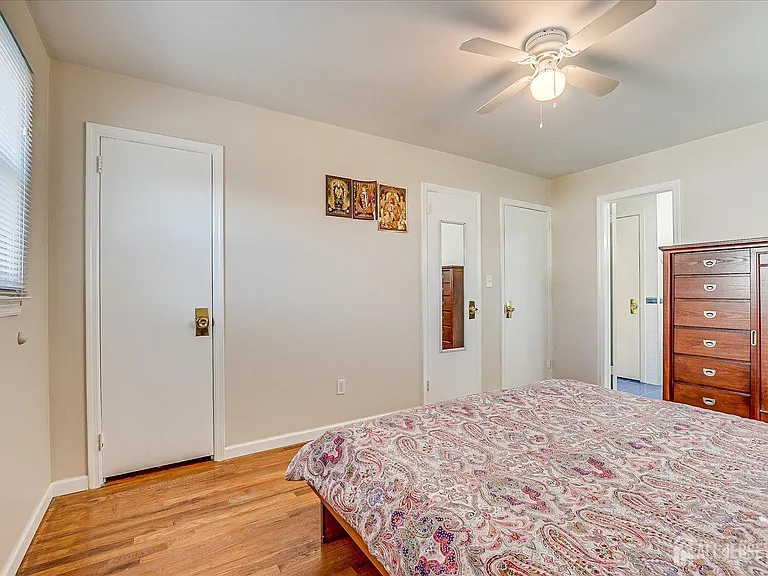 79 Beechwood Ave — Photo 24