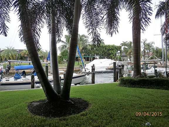 2nd image of 109 Paradise Harbour Blvd APT 106