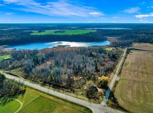 N2898 Lentz Rd, Coleman, WI 54112