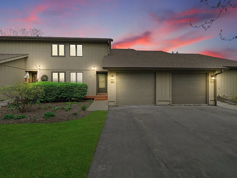 808 Shakespeare Dr — Photo 17