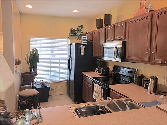4th image of 8555 Trail Wind Dr