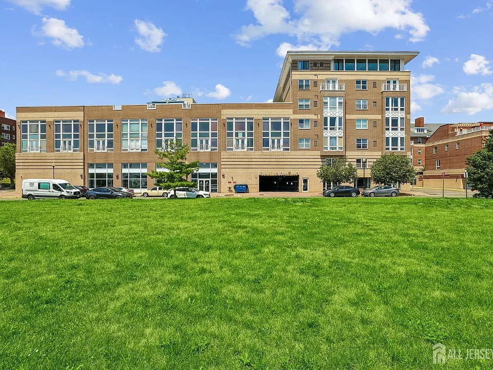 358 Rector St #311
