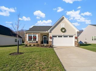 1136 Clover Field Dr, Loveland, OH