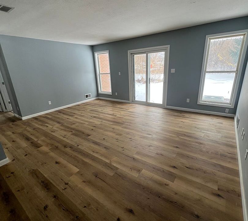 1st image of 207 S Lake St #5
