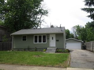 2708 N Butrick St, Waukegan, IL 60087