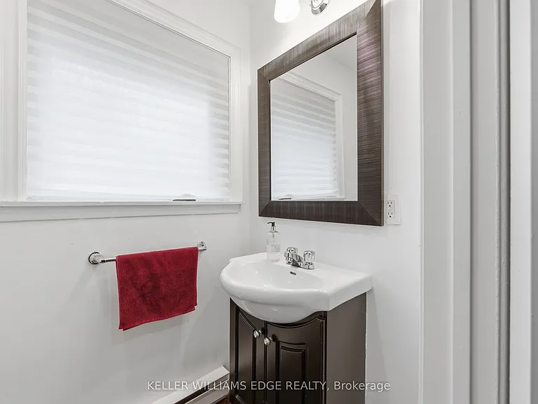 1270 Gainsborough Dr #5 — Photo 22