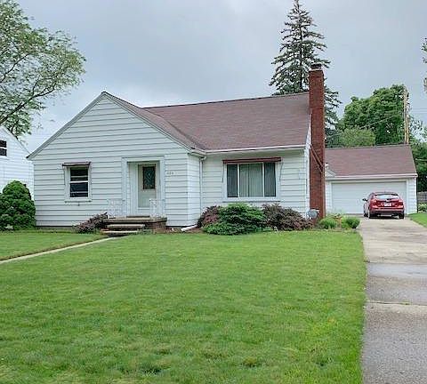 2nd image of 520 S Verlinden Ave