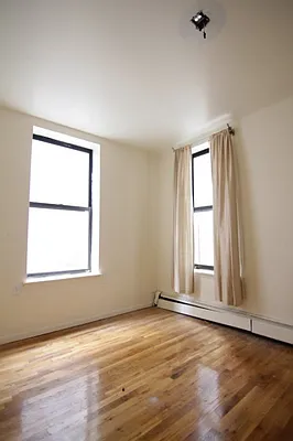 Rented by Bohemia Realty Group | media 9
