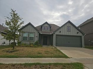 13148 Hideaway Ln, Aubrey, TX 76227