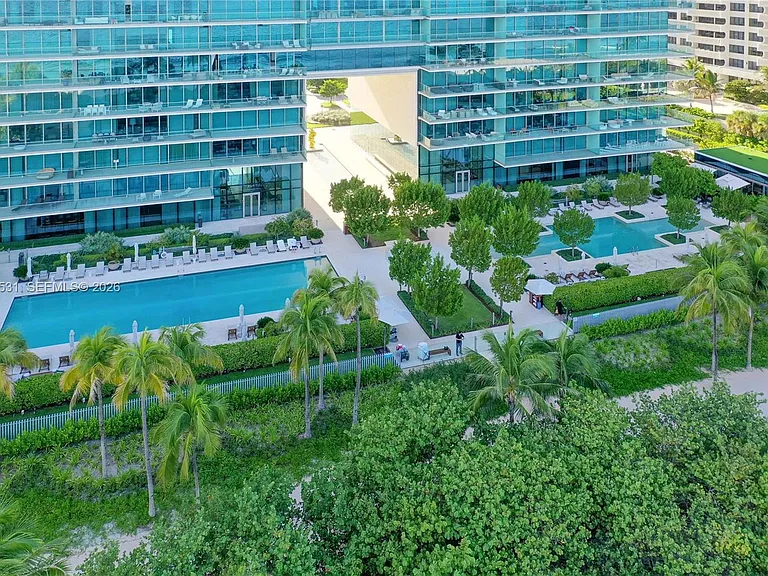10201 E Collins Ave #1002 — Photo 51