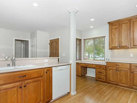 4th image of 8438 Denton St