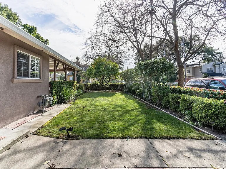 179 Fair Oaks Ave — Photo 28