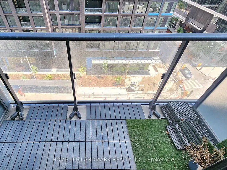 19 Western Battery Rd #703 — Photo 19