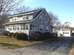 21 Indianola Rd, Niantic, CT 06357