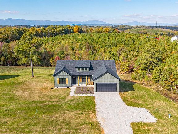 3rd image of 211 Fox Hall Dr Lot 1