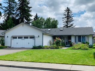 9225 Classic Dr NE, Lacey, WA 98516