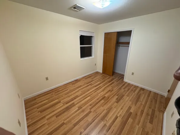 4414 Liberty Avenue image 11 of 14