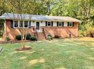 113 Lexington Cir, Chapel Hill, NC 27516