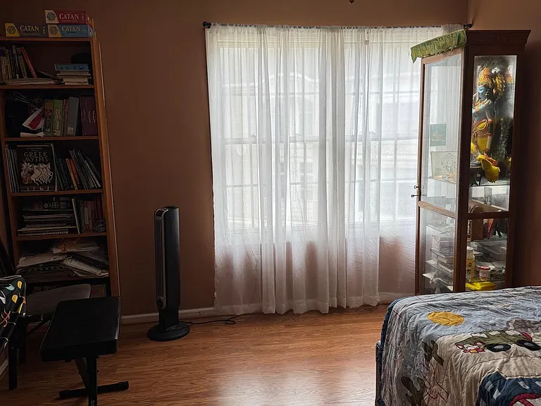 109 Turlington Ct — Photo 16